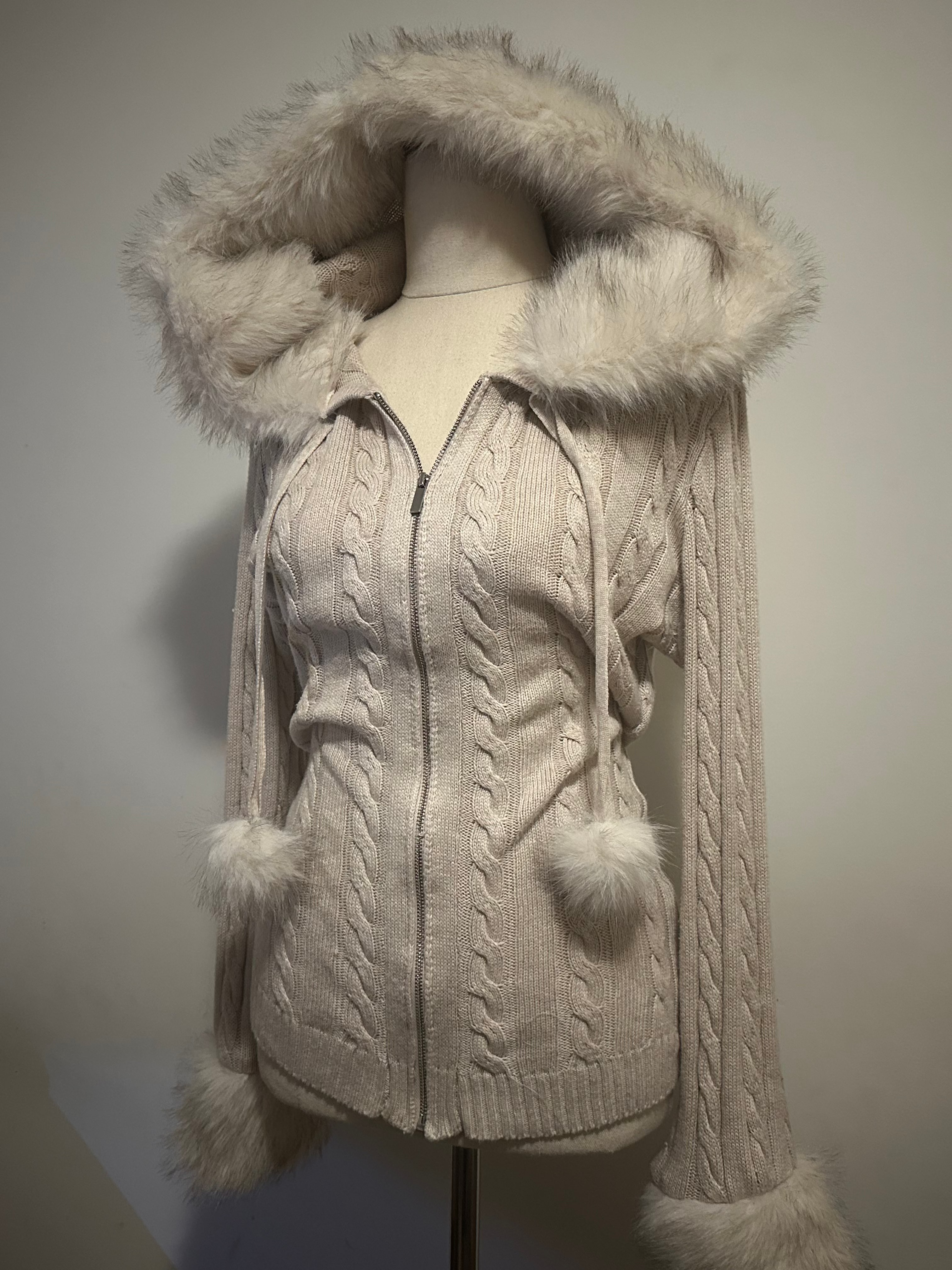 Cable Knit Creme