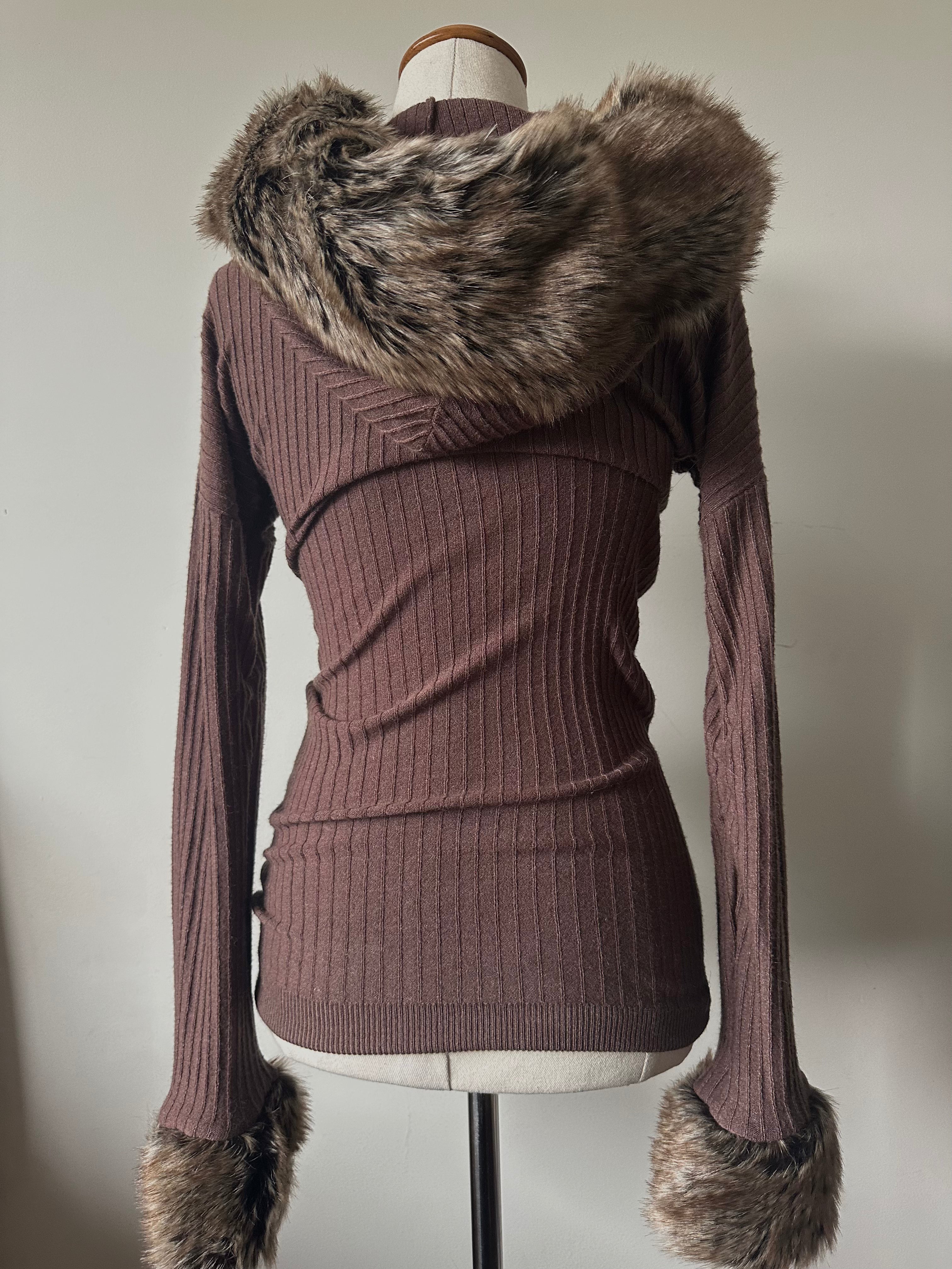 Bow Fur Hood